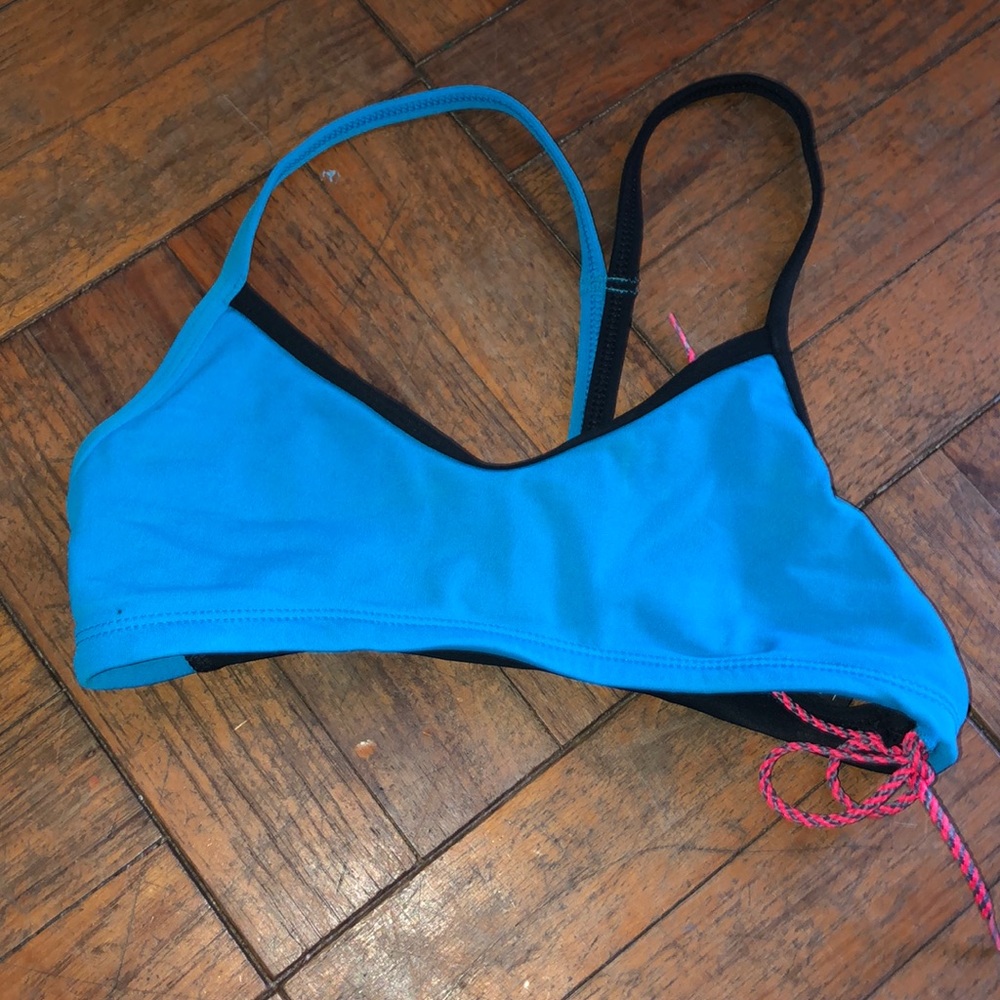 Jolyn uniform top